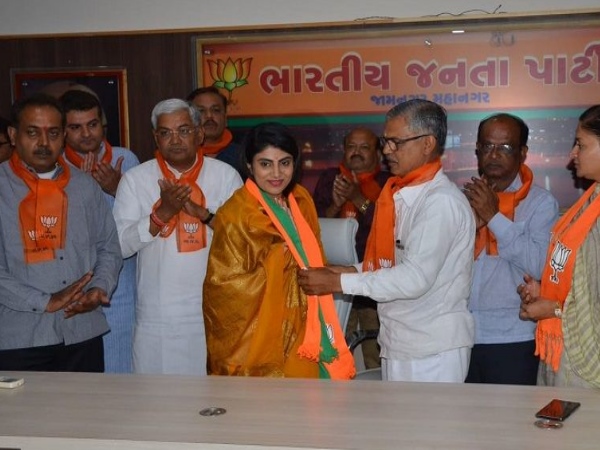  हम व्यक्तिगत रूप से पीएम मोदी से बहुत प्रभावित हैं
