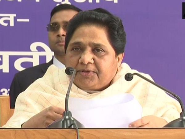 पीएम के चुनावी अभियान पर उठा चुकी हैं सवाल पीएम के चुनावी अभियान पर उठा चुकी हैं सवाल