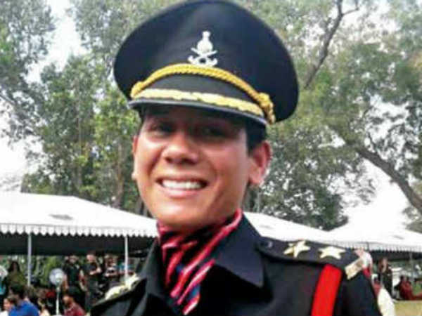 टीचर से लेफ्टिनेंट संगीता 