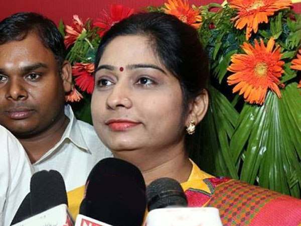 कौन हैं संघमित्रा मौर्य?