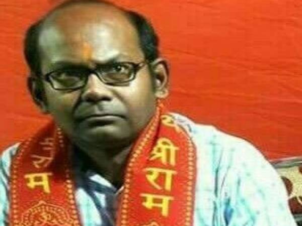 बशीरहाट लोकसभा सीट से मैदान में हैं बसु