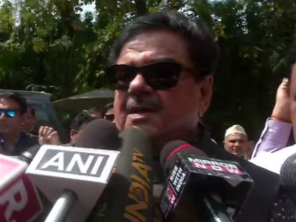 नवरात्रि पर कांग्रेस में होंगे शामिल!