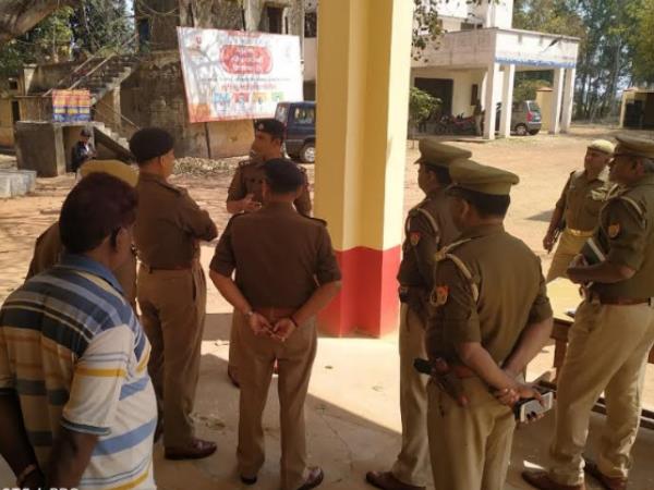 Mining mafia attack on forest department officials guard death