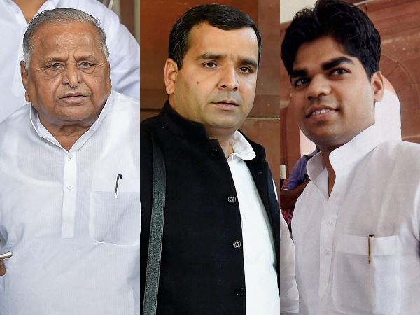 मुलायम परिवार के 3 लोगों को टिकट