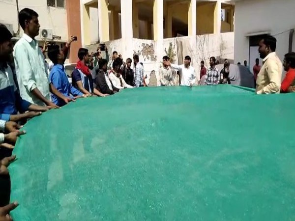 Family climbed on tower to take extreme step