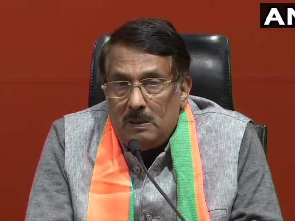 टॉम वडक्कन भाजपा में शामिल