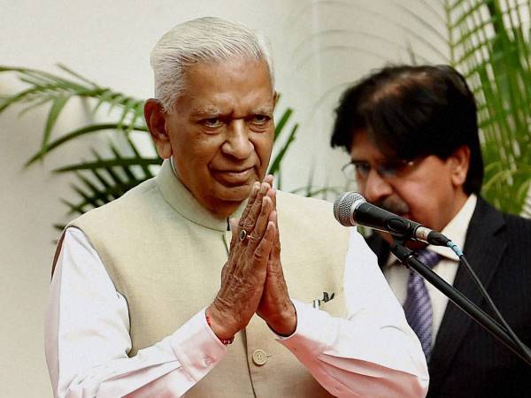 बिल्लियों से परेशान हुए कर्नाटक के राज्यपाल वजुभाई वाला