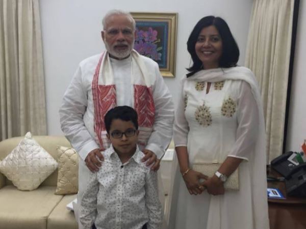 पीएम मोदी के साथ नजर आ रहीं महिला प्रशांत किशोर की पत्नी हैं