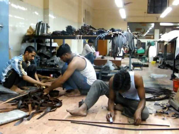 45 वर्ष के शीर्ष पर बेरोजगारी दर
