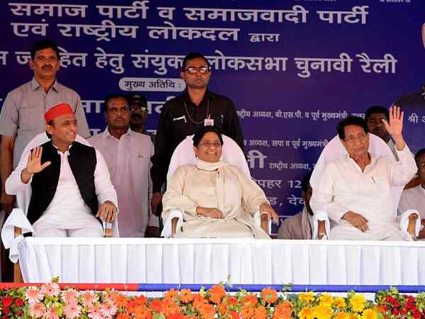 मतदाताओं की एकजुटता पर टिकी गठबंधन की उम्मीद मतदाताओं की एकजुटता पर टिकी गठबंधन की उम्मीद