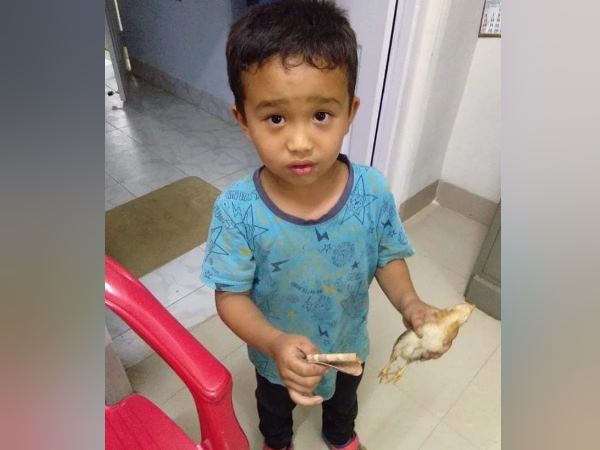 इस पाप के बोझ तले दबा जा रहा था मासूम