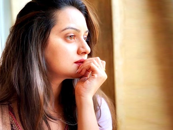 अभिनेत्री श्रुति मराठे ने किया कास्टिंग काउच का जिक्र अभिनेत्री श्रुति मराठे ने किया कास्टिंग काउच का जिक्र