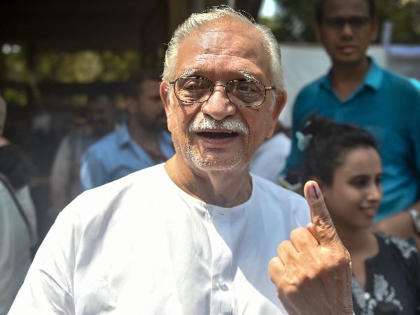 Pics: मुन्ना भाई, करीना, कंगना समेत इन दिग्गजों ने डाला वोट