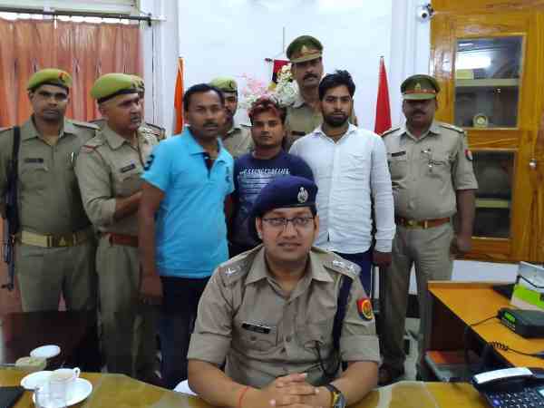 police busts ipl betting racket, three arrested
