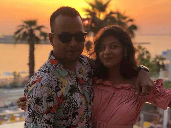 पादरी ने चर्च से सबको निकल जाने को कहा पादरी ने चर्च से सबको निकल जाने को कहा