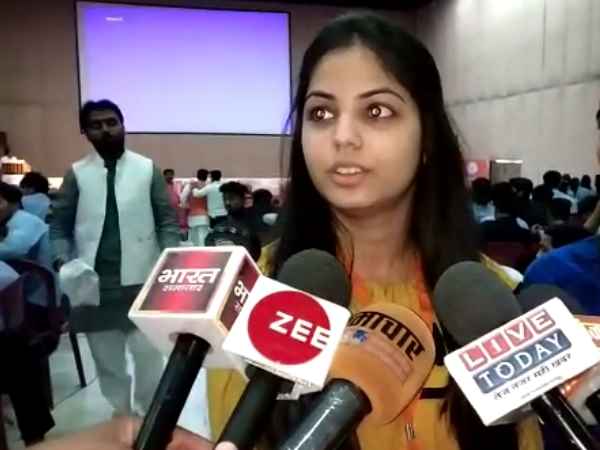 छात्रा को फोन कर किया परेशान