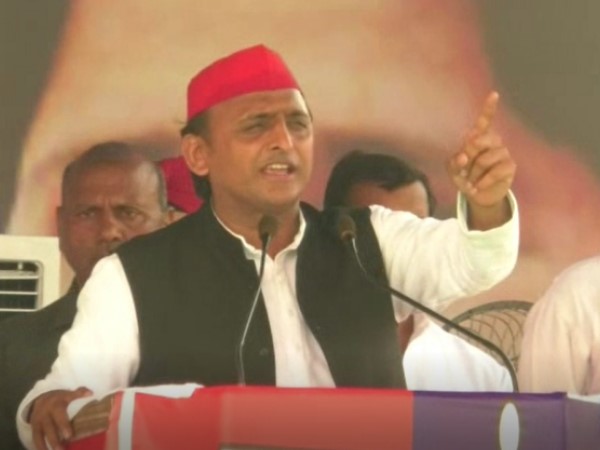 अखिलेश ने कहा- चौकीदार के साथ ठोकीदार को हटाना है