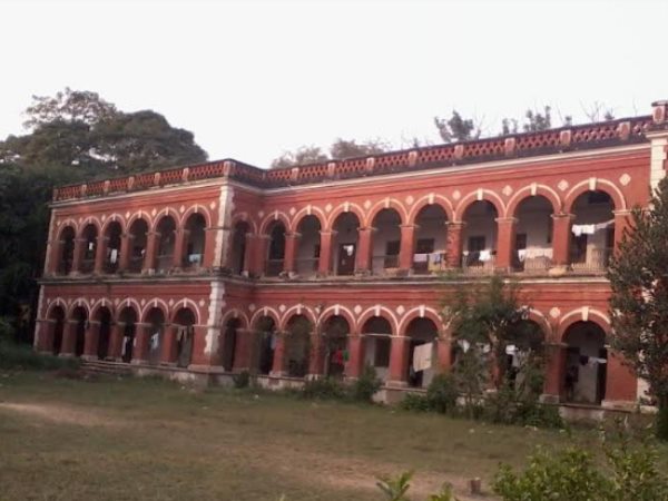 कहां कितने कमरे हुए सील? 