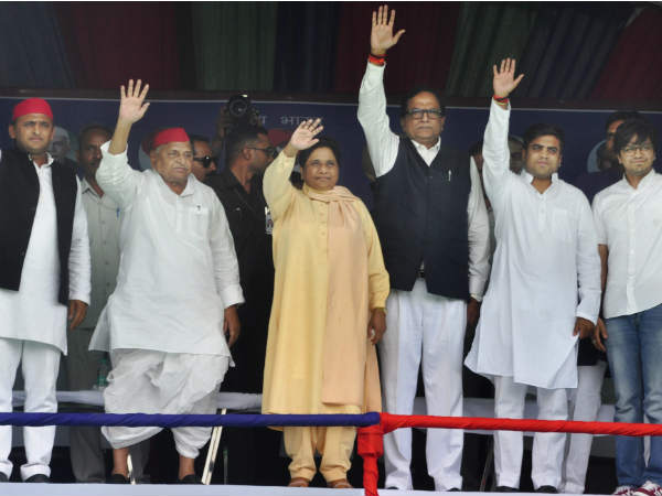 महागठबंधन ने बदला पिछला समीकरण