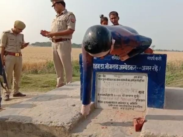 प्रतिमा टूटी देख भड़के लोग