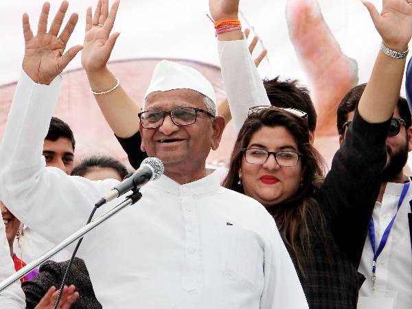 अन्ना हजारे की चिंता राजनीतिक अपराधीकरण को लेकर भी है 