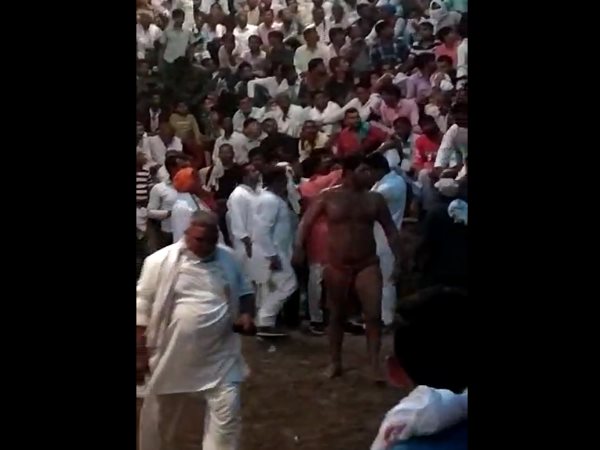 पथैना गांव में हुआ था कुश्ती दंगल