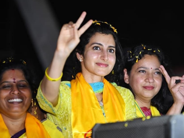 ब्राह्मणी नायडू परिवार के कंपनी हेरिटेज फूड्स को संभाल रही हैं ब्राह्मणी नायडू परिवार के कंपनी हेरिटेज फूड्स को संभाल रही हैं