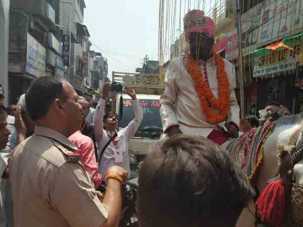 अब मांगेंगे वोट