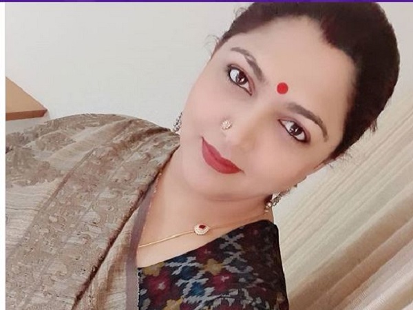 खुशबू के समर्थन में आए कई लोग