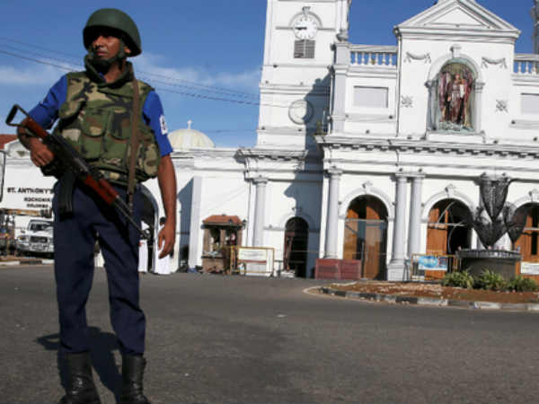 सारी रात चल रहा है सर्च ऑपरेशन सारी रात चल रहा है सर्च ऑपरेशन