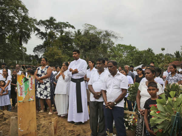 आईएसआईएस ने ली है जिम्मेदारी आईएसआईएस ने ली है जिम्मेदारी