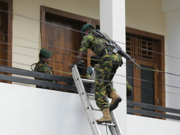 एक फैक्‍ट्री का मालिक था हमलावर 