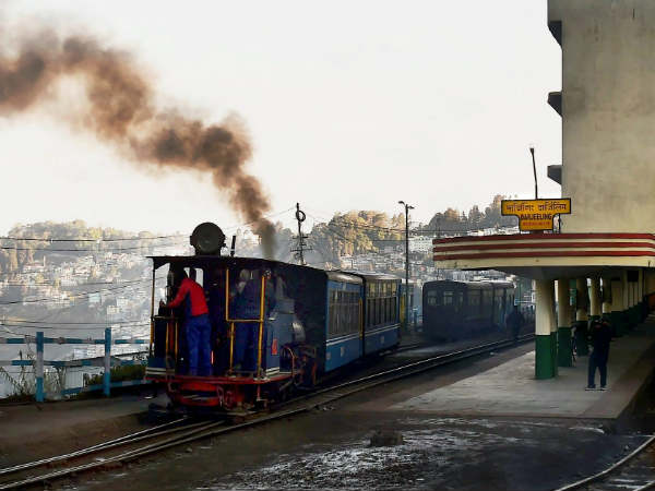 गोरखालैंड पर भारी विकास का मुद्दा!