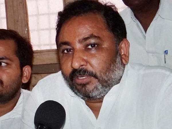 इन मामलों में आरोपी हैं नसीमुद्दीन सिद्दीकी