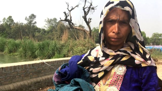 हेमा मालिनी की फ़ोटो हमारी मेहनत के साथ मज़ाक़ है