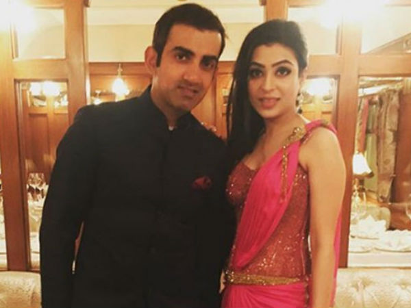 गंभीर की दोनों बेटियां भी लखपति हैं गंभीर की दोनों बेटियां भी लखपति हैं