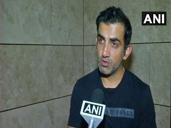 दो जगह वोटर होने के मामले में भी शिकायत