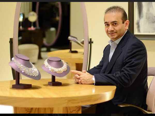 नीरव मोदी और मेहुल चोकसी, दोनों चाचा-भतीजे झटका देकर भाग गए