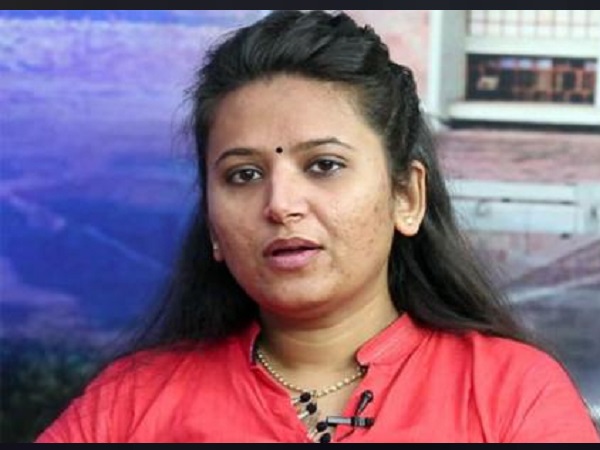 लोकसभा चुनाव में निर्दलीय तो विधानसभा के लिए एनसीपी की उम्मीदवार बनीं