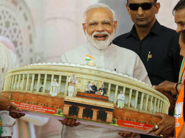 शहरी सीटों पर बीजेपी आगे