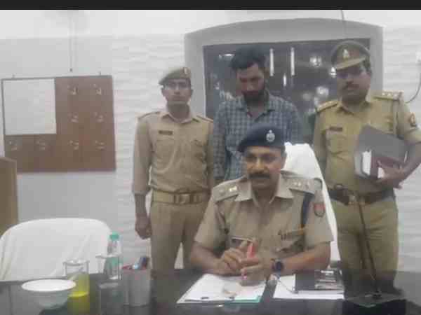 police arrested a con who cheated many officers