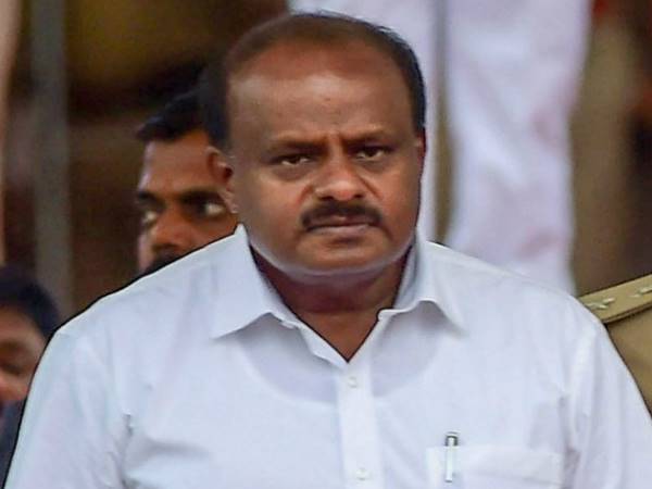 HD Kumaraswamy and Deputy CM accused of Alerting Offenders Before Income Tax Raids HD Kumaraswamy and Deputy CM accused of Alerting Offenders Before Income Tax Raids