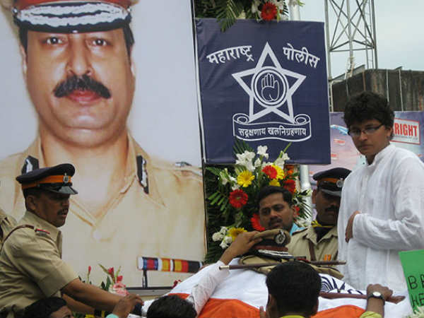 अशोक चक्र से सम्‍मानित करकरे 