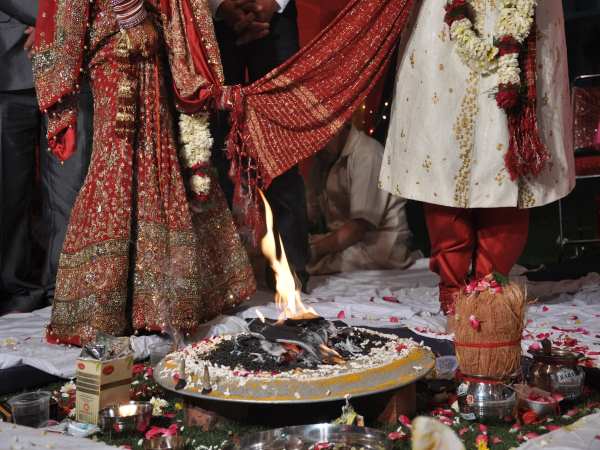 rajasthani groom wedding with pakistani Bride, Barmer family waiting For Dulha Dulhan