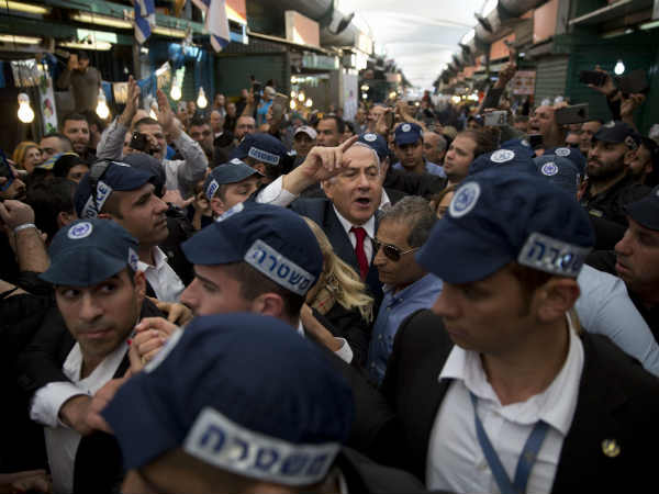 दोनों नेताओं ने किया जीत का ऐलान 