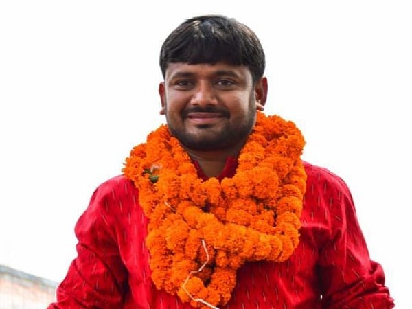 250 से अधिक स्वयंसेवक कन्हैया के लिए प्रचार कर रहे हैं 250 से अधिक स्वयंसेवक कन्हैया के लिए प्रचार कर रहे हैं