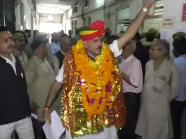 13 उम्मीदवारों के नामांकन फॉर्म में खामियां मिली