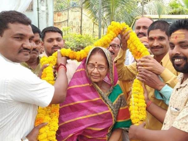 बसपा वोटों पर नजर