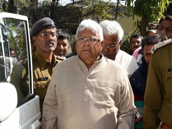 नशे में धुत सिपाही ने तोड़ा दूसरे का हाथ