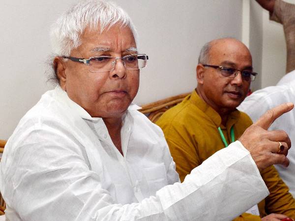 लालू की आत्मकथा 'गोपालगंज टू रायसीना: माई पॉलिटिकल जर्नी' लालू की आत्मकथा 'गोपालगंज टू रायसीना: माई पॉलिटिकल जर्नी'